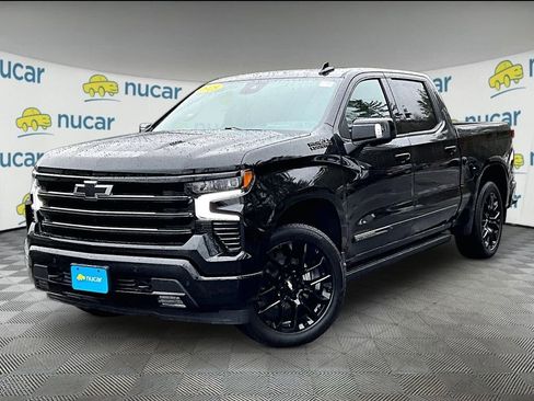 Used 2025 Chevrolet Silverado 1500 High Country w/ High Country Premium Package image 3