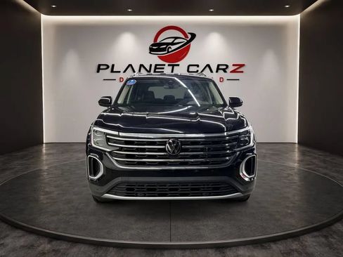 Used 2025 Volkswagen Atlas SE AWD/4WD image 8