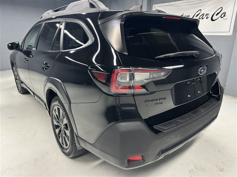 Used 2023 Subaru Outback Onyx Edition AWD/4WD image 4
