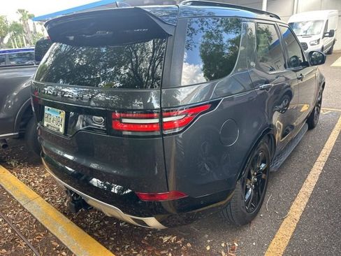 Used 2020 Land Rover Discovery Landmark image 29
