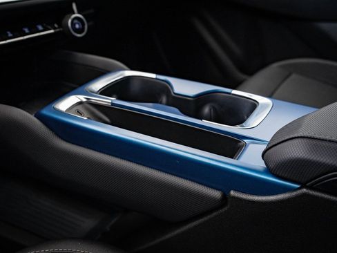 Used 2025 Chevrolet Equinox EV LT w/ Convenience Package image 35