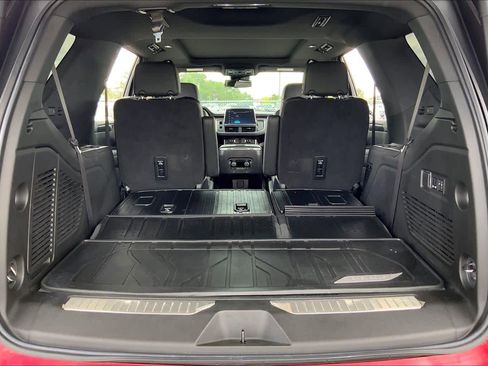 Used 2024 Chevrolet Tahoe RST w/ Luxury Package AWD/4WD image 62