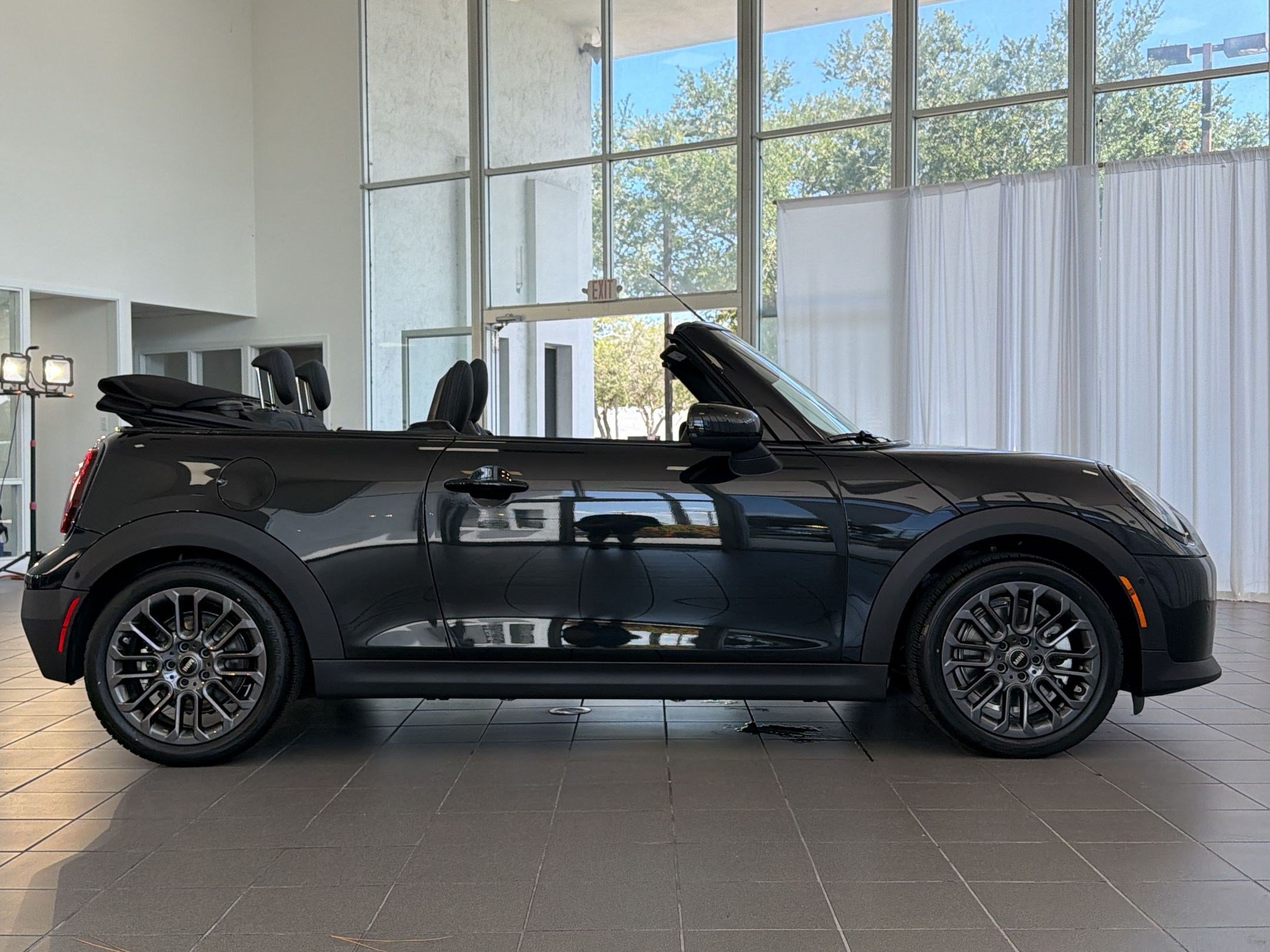 New 2026 MINI Cooper S FWD image 8
