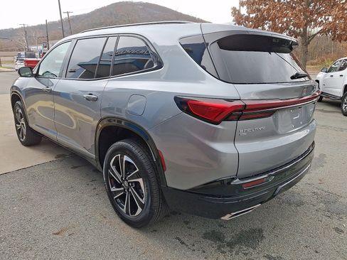 New 2026 Buick Enclave Sport Touring w/ Power Package image 4