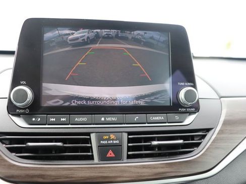 Used 2023 Nissan Altima 2.5 SV image 24