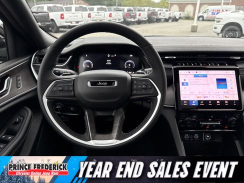 New 2025 Jeep Grand Cherokee L Limited image 21
