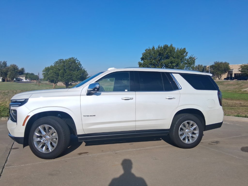 New 2025 Chevrolet Tahoe Premier AWD/4WD image 2