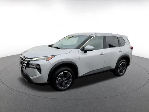 Used 2025 Nissan Rogue SV FWD image 7