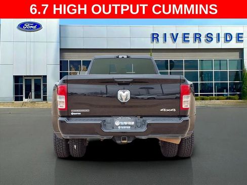 Used 2024 RAM 3500 Big Horn w/ Sport Appearance Package image 5