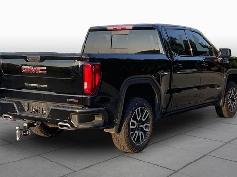 Used 2023 GMC Sierra 1500 AT4 w/ AT4 Premium Package AWD/4WD image 13