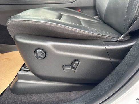 Used 2022 Dodge Durango GT image 11