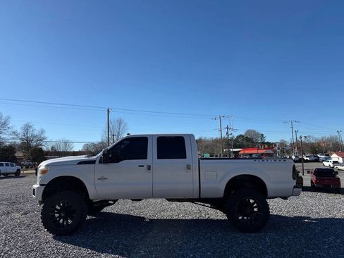 Used 2014 Ford F250 Platinum w/ FX4 Off-Road Package image 4