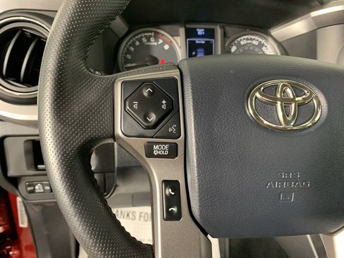 Used 2016 Toyota Tacoma SR5 w/ Towing Package AWD/4WD image 19