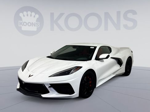 Used 2024 Chevrolet Corvette Stingray Coupe w/ Z51 Performance Package RWD image 1