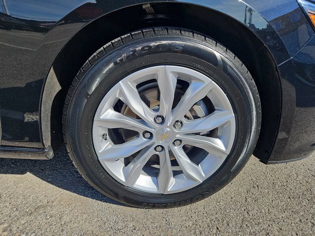 Used 2024 Chevrolet Malibu LT FWD image 9