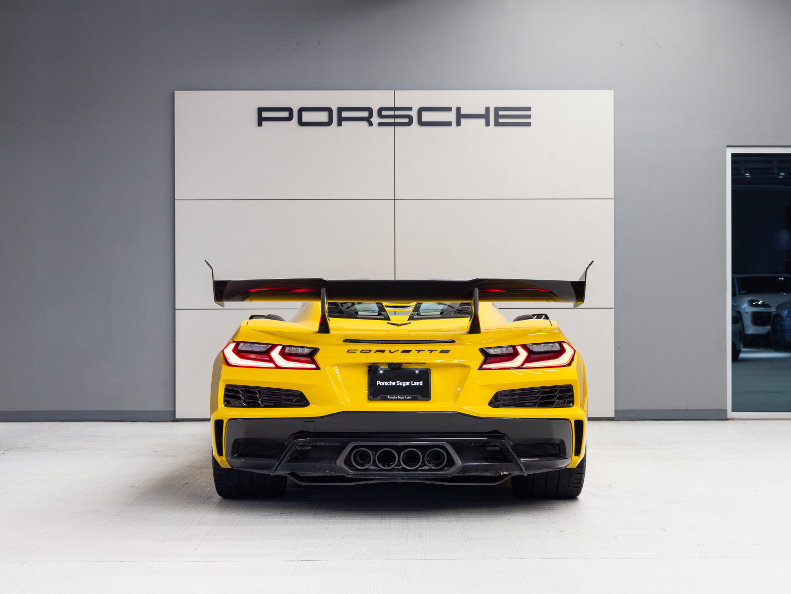 Used 2026 Chevrolet Corvette ZR1 w/ ZR1 Carbon Fiber Aero Package RWD image 6