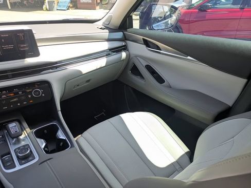Used 2026 INFINITI QX60 Luxe w/ Cargo Package FWD image 18