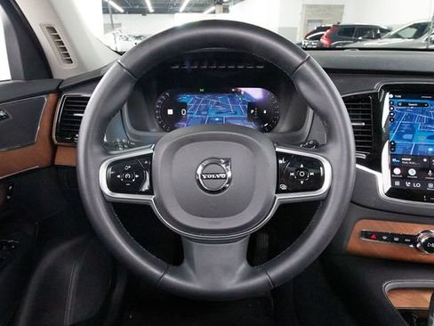 Certified 2023 Volvo XC90 B6 Plus AWD/4WD image 9