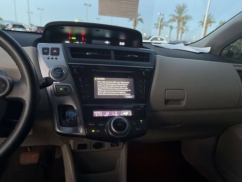 Used 2015 Toyota Prius V Four FWD image 19