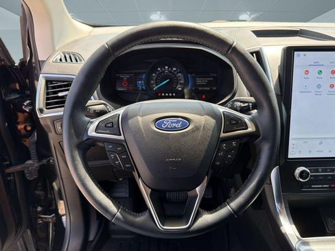 Certified 2024 Ford Edge Titanium AWD/4WD image 11