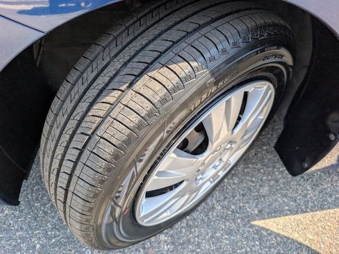 Used 2016 Hyundai Elantra SE FWD image 21