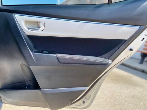Used 2014 Toyota Corolla LE FWD image 22