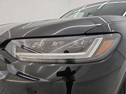 Used 2024 Honda HR-V Sport image 37