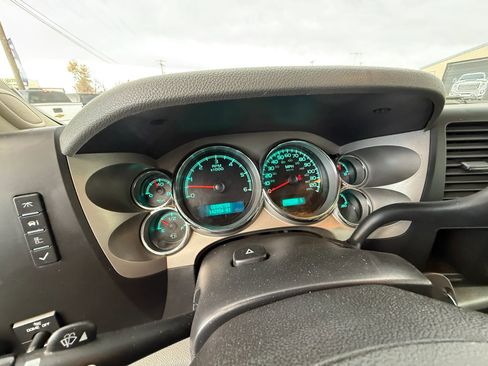 Used 2012 GMC Sierra 3500 W/T AWD/4WD image 11