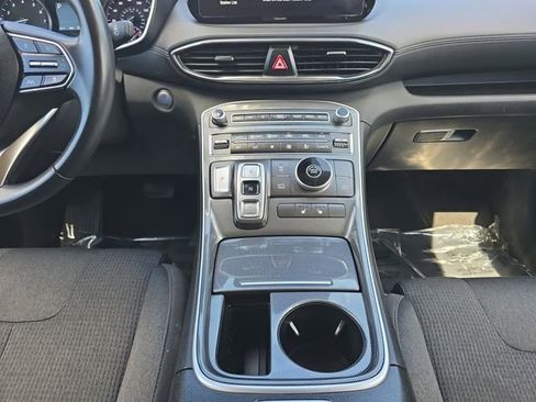 Used 2023 Hyundai Santa Fe SEL image 3