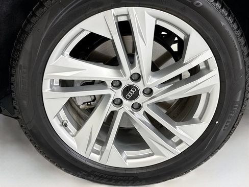 Used 2023 Audi Q7 2.0T Premium w/ Convenience Package AWD/4WD image 30