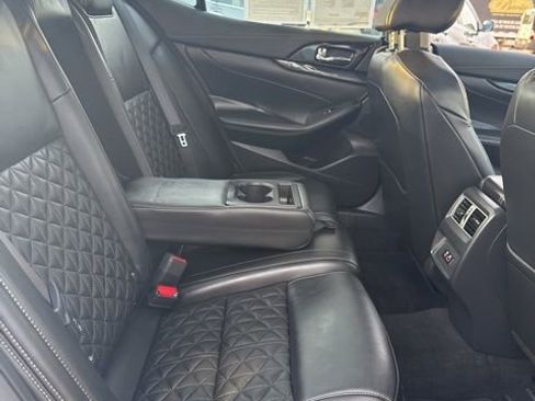 Used 2021 Nissan Maxima Platinum w/ Sport Mat Group image 16