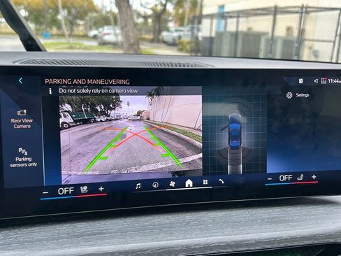 Used 2025 BMW 330i Sedan image 56