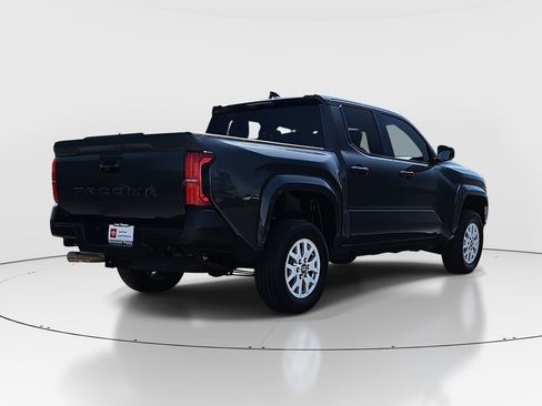 Certified 2025 Toyota Tacoma SR AWD/4WD image 5