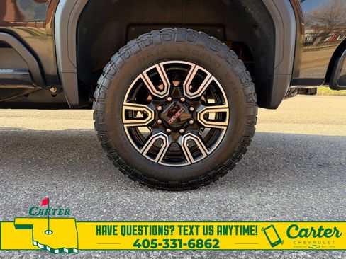 Used 2023 GMC Sierra 2500 AT4 w/ AT4 Preferred Package image 13