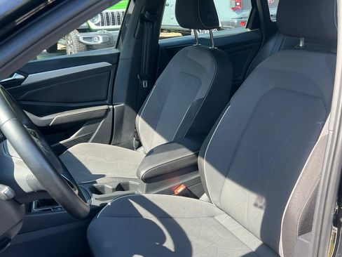 Used 2025 Volkswagen Jetta Sport FWD image 20