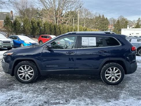 Used 2016 Jeep Cherokee Limited image 2