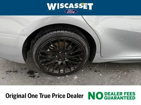 Used 2024 Toyota Camry SE image 25