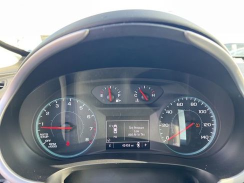 Used 2024 Chevrolet Malibu LT image 11