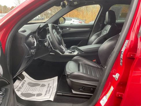 Used 2018 Alfa Romeo Stelvio Ti Sport image 12