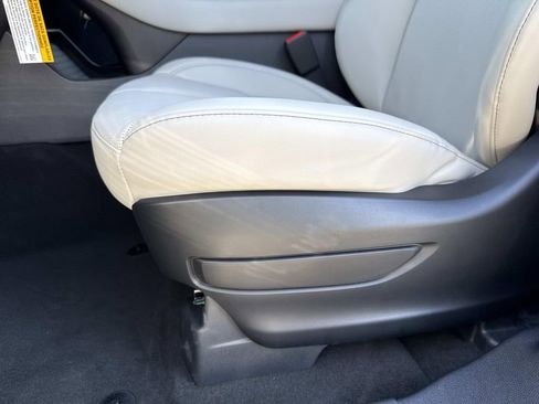 New 2026 Lincoln Aviator 2WD image 21