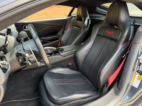 Used 2020 Aston Martin V8 Vantage Coupe RWD image 12