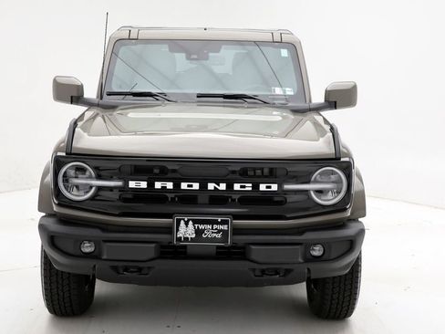 Used 2025 Ford Bronco Outer Banks image 5