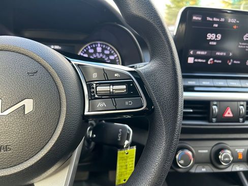 Used 2024 Kia Forte LXS image 18