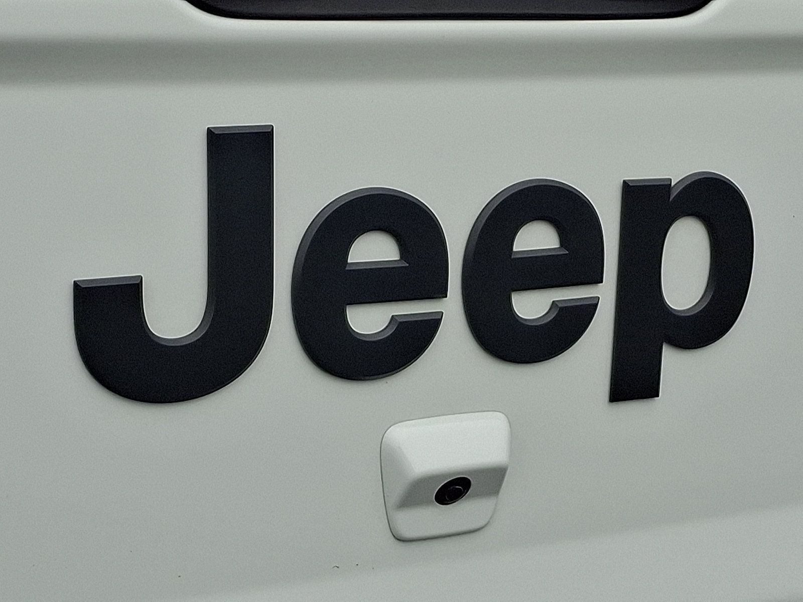 Used 2025 Jeep Gladiator Sport AWD/4WD image 28