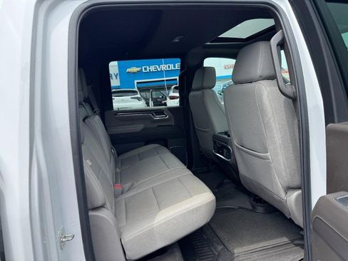 Used 2024 Chevrolet Silverado 3500 LTZ w/ LTZ Premium Package AWD/4WD image 10