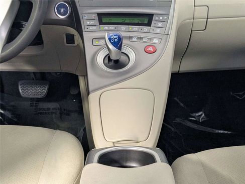 Used 2013 Toyota Prius Two FWD image 40