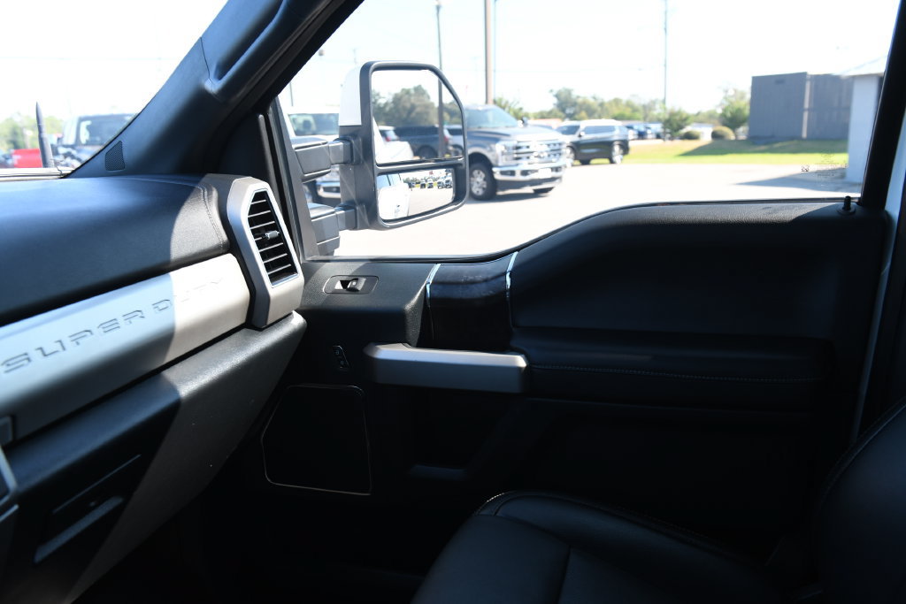 Used 2022 Ford F250 Lariat w/ Tremor Off-Road Package AWD/4WD image 31