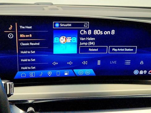 Used 2024 Cadillac Lyriq Luxury RWD image 18