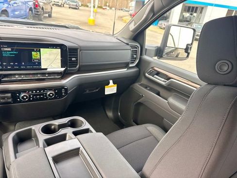 New 2026 Chevrolet Silverado 3500 LT w/ Convenience Package image 19