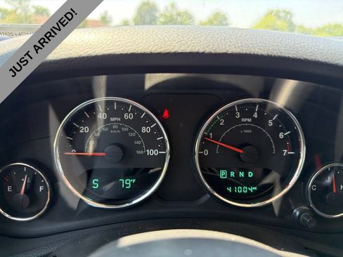 Used 2018 Jeep Wrangler Unlimited Rubicon AWD/4WD image 11